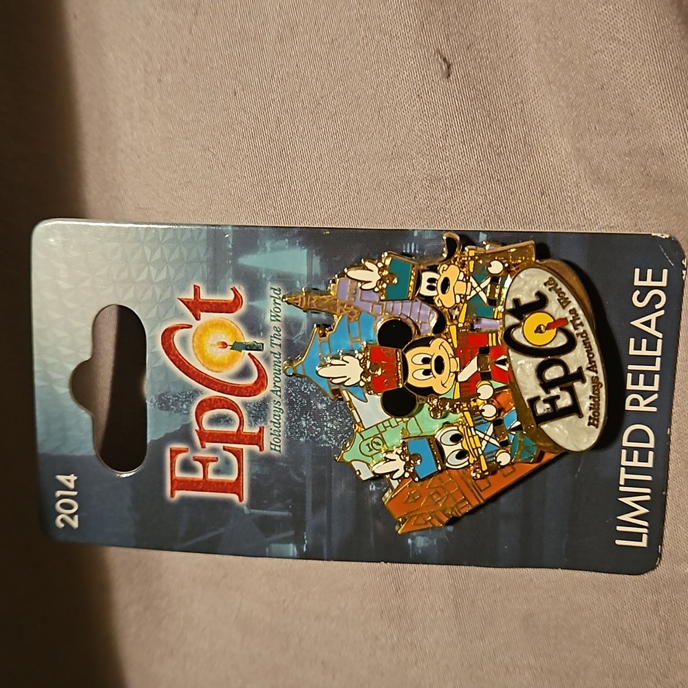 Disney pin
